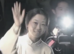 服裝設(shè)計(jì)師馬可將中國(guó)手工藝帶到國(guó)際舞臺(tái)，成為首位登上巴黎高定時(shí)裝周的中國(guó)設(shè)計(jì)師