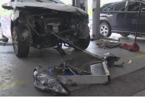 浦江一<em>汽車保險</em><em>詐騙</em>團伙落網