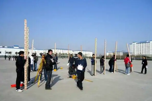 <em>水準</em><em>測量</em>—用<em>水準</em>儀和<em>水準</em>尺測定地面上兩點間高差<em>的</em>方法