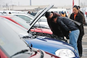 二手<em>車</em>網絡交易糾紛頻出 平臺追求效率<em>引</em>誠信問題