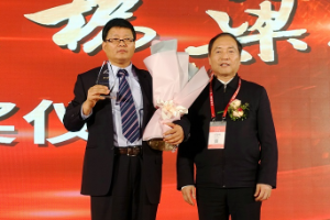 “<em>大國</em><em>工匠</em>”成就“<em>大國</em>工程”—記全國<em>勞模</em>、中國“十大橋梁人物”李軍平