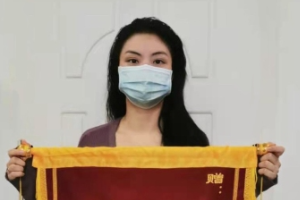 長龍空乘張艾：你救人的樣子真美！（圖2）