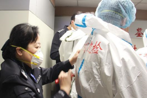 戰(zhàn)<em>疫</em>一線：守好入境第一道防線 筑牢首都“護(hù)城河”