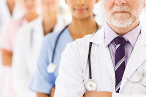 <em>課程標準</em>：生物制藥技術專業《醫藥企業經營與管理》<em>課程標準</em>