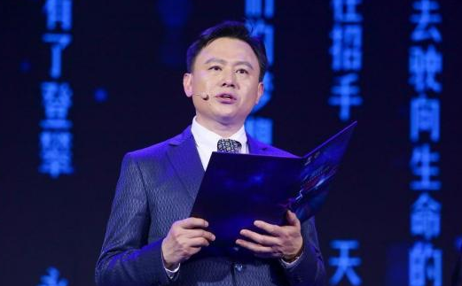 徐留平—高舉<em>一汽</em>“<em>紅旗</em>”在汽車行業(yè)屹立不倒