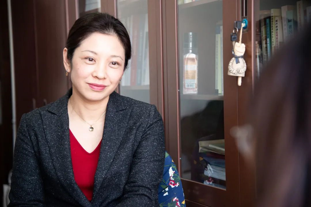 中國(guó)人民大學(xué)外國(guó)語(yǔ)學(xué)院俄語(yǔ)系教授陳方：獲得“俄中文學(xué)外交翻譯獎(jiǎng)”一等獎(jiǎng)