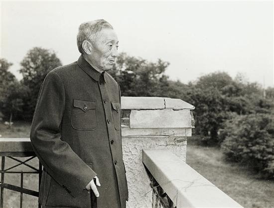 陳望道廢寢忘食首譯《<em>共產(chǎn)黨宣言</em>》 影響了全中國(guó)
