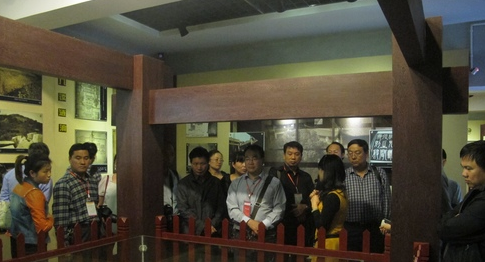 全國<em>紅色旅游</em>景區管理人員培訓班人員來湘鄉考察