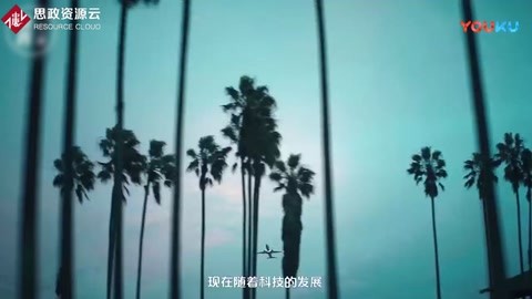 空姐穿半身短裙，既是因為注重禮儀著裝，還是因為統一服裝