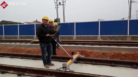 華中首條高鐵標(biāo)準(zhǔn)建設(shè)的<em>有軌電車(chē)</em>—漢陽(yáng)<em>有軌電車(chē)</em>軌檢小車(chē)作業(yè)現(xiàn)場(chǎng)