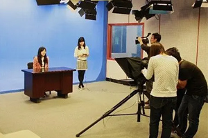 <em>廣播</em>電視編導<em>專業</em>《影視導演<em>基礎</em>》<em>課程</em><em>思</em><em>政</em><em>課堂教學</em><em>設計</em>