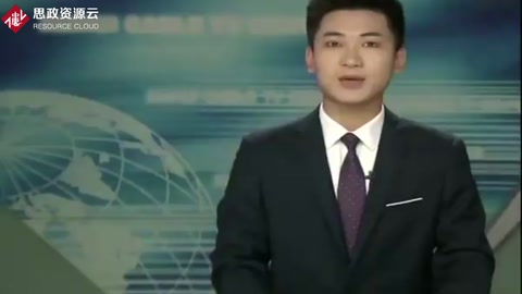 護士授帽儀式 男護士臺上展風(fēng)采