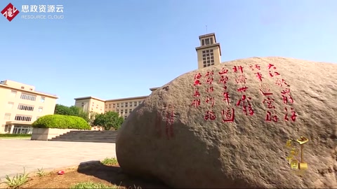 <em>感動(dòng)</em><em>中國(guó)</em>丨<em>葉</em><em>嘉</em><em>瑩</em>：希望為不懂詩(shī)的人打開(kāi)一扇門
