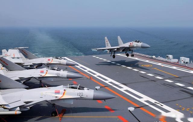 山東艦：<em>首</em><em>艘</em><em>國產</em><em>航母</em>問世，中國正式進入雙<em>航母</em>時代