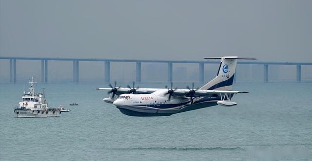 AG600鯤龍大型水陸兩棲飛機(jī)：國(guó)家應(yīng)<em>急救</em>援體系建設(shè)急需的重大航空裝備