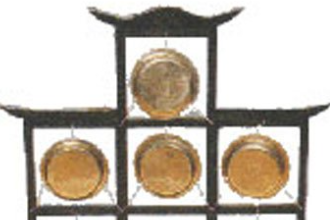 <em>中國(guó)</em><em>傳統(tǒng)</em><em>樂(lè)器</em>—云鑼