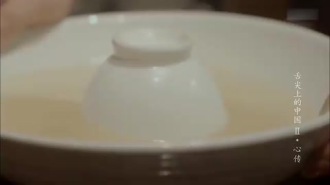 上海本幫菜傳人<em>做</em>“扣三絲”，切絲細如毫發，刀工<em>讓</em>人<em>心服口服</em>！