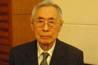劉玉清—中國(guó)工程院院士、<em>放射</em>-醫(yī)學(xué)影像學(xué)專家