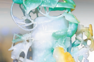 中華傳統文化—<em>翡翠</em>三秋瓶