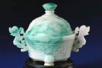 <em>中華</em><em>傳統文化</em>—<em>翠</em>夔耳獸面紋爐